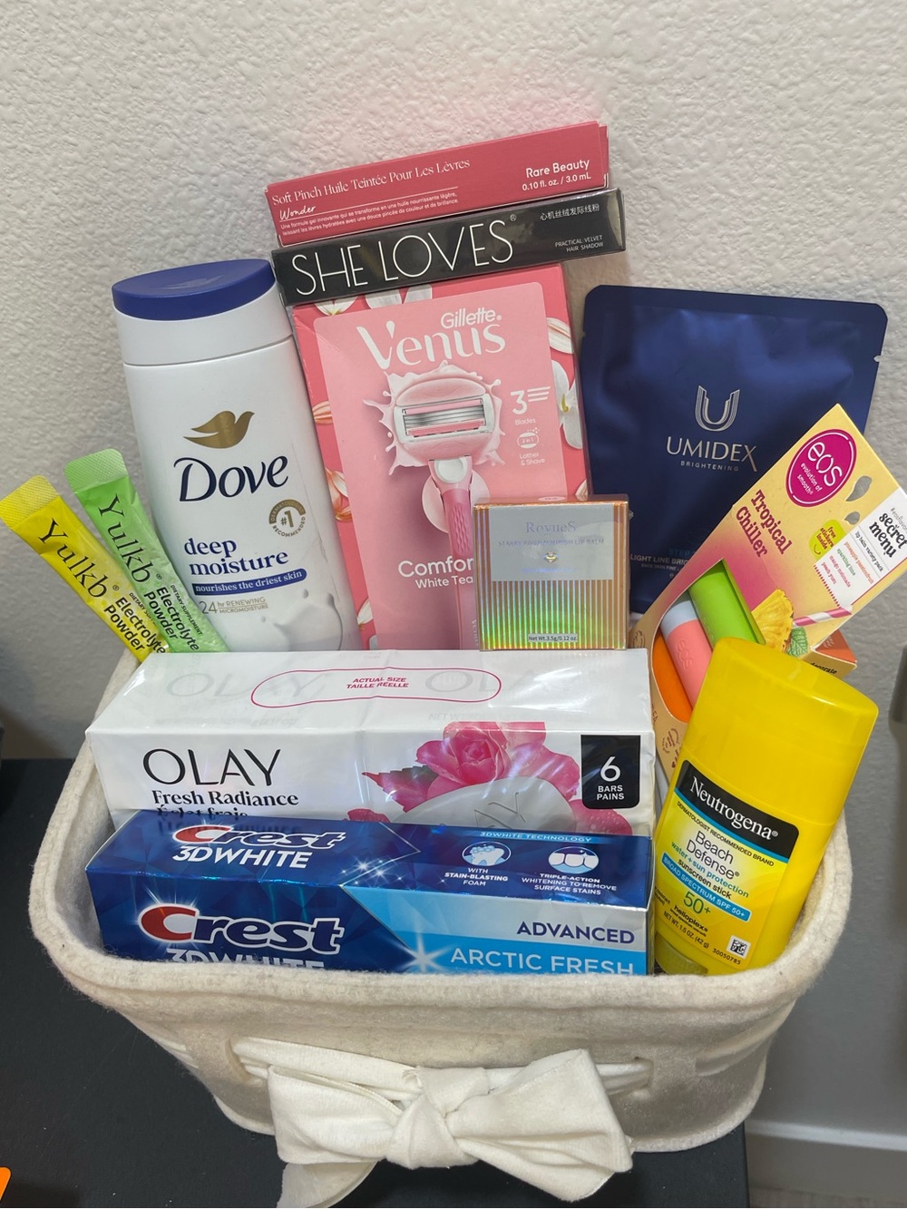 🎀New Self-Care & Beauty Gift Basket $95– $110 + Retail Value